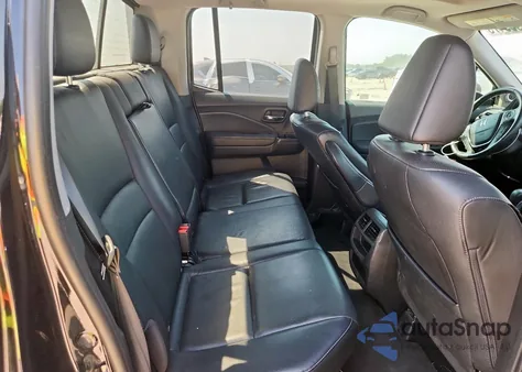 2018 Honda Ridgeline Rtl z USA, uszkodzony, nr VIN 5FPYK3F71JB011151